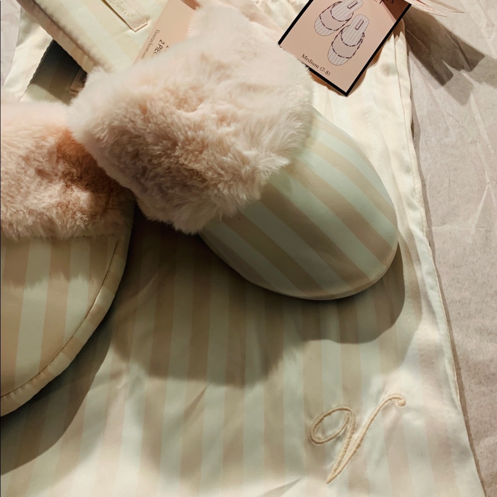Victoria’s Secret Slippers